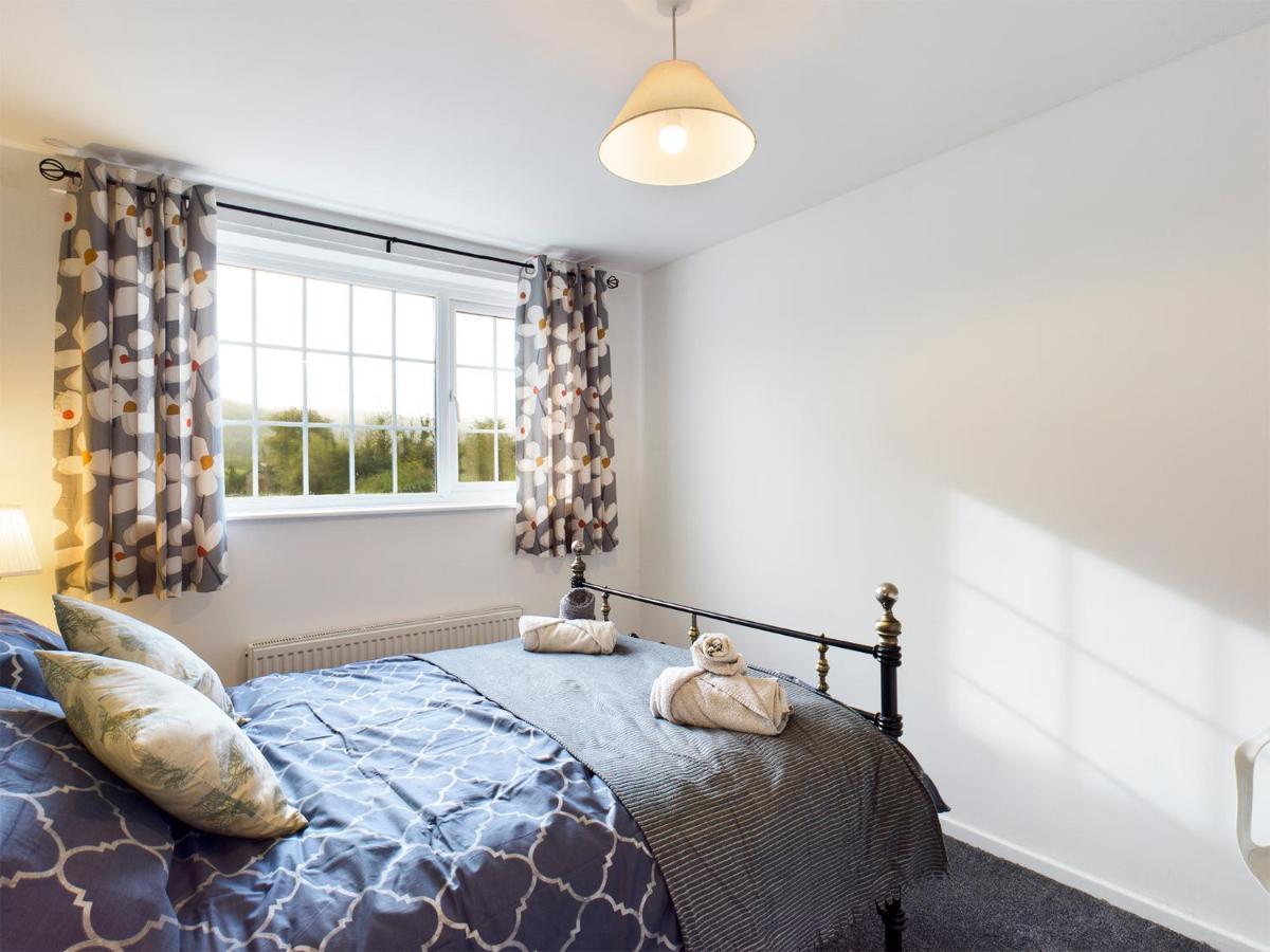 Welsh Country Cottage In Beautiful Village Llandudno Junction Zewnętrze zdjęcie