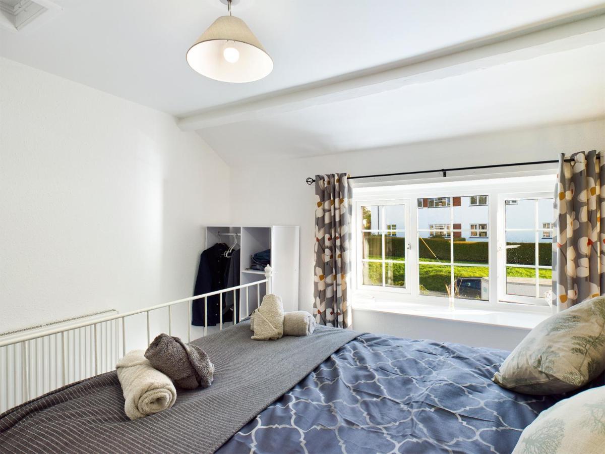Welsh Country Cottage In Beautiful Village Llandudno Junction Zewnętrze zdjęcie